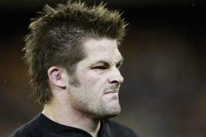 McCaw et Carter remplaçants face à l’Ecosse