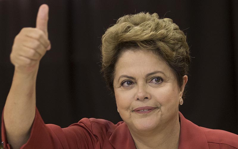 Brésil: Dilma Rousseff réélue pour un second mandat présidentiel