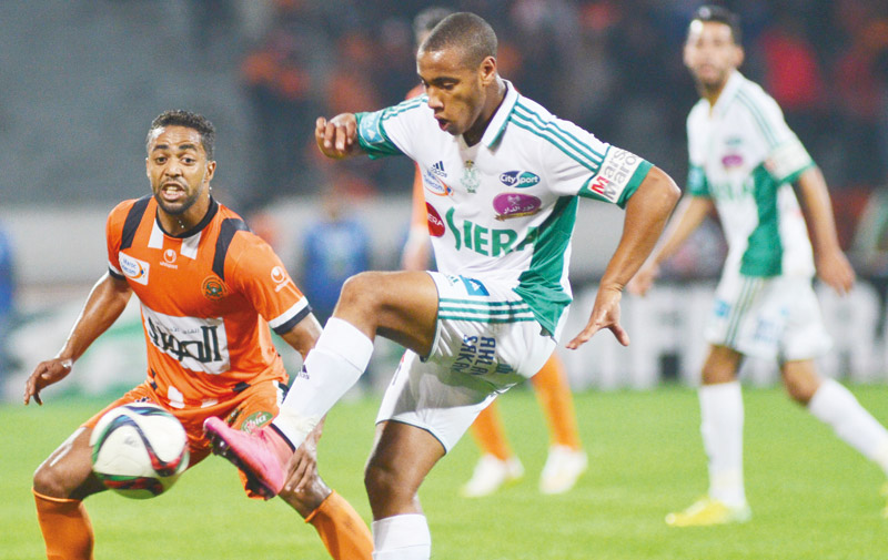 Botola Maroc Telecom D1 de football: Benhalib sauve Taoussi et le Raja à une semaine du derby