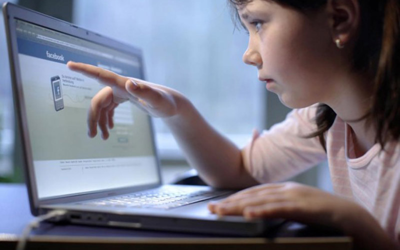 En France, la justice oblige une mère à fermer le compte Facebook de sa fille de 8 ans