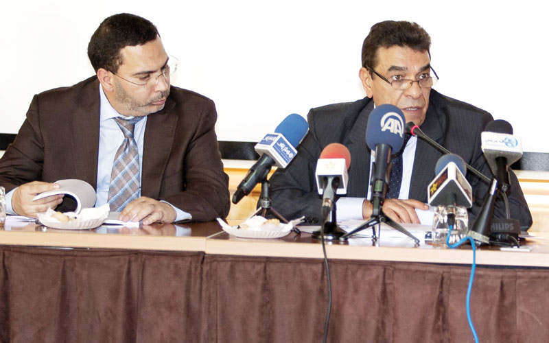 Louafa aux Marocains: «lisez bien vos factures d’eau et d’électricité»