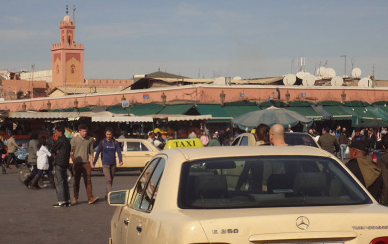 Marrakech : Un chauffeur de grand taxi et ses trois amis violent trois jeunes filles