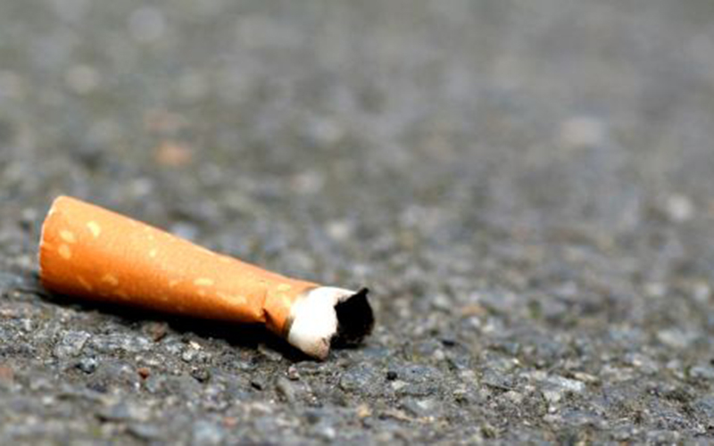 Italie : jusqu’à 150 euros d’amende pour un mégot jeté dans la rue