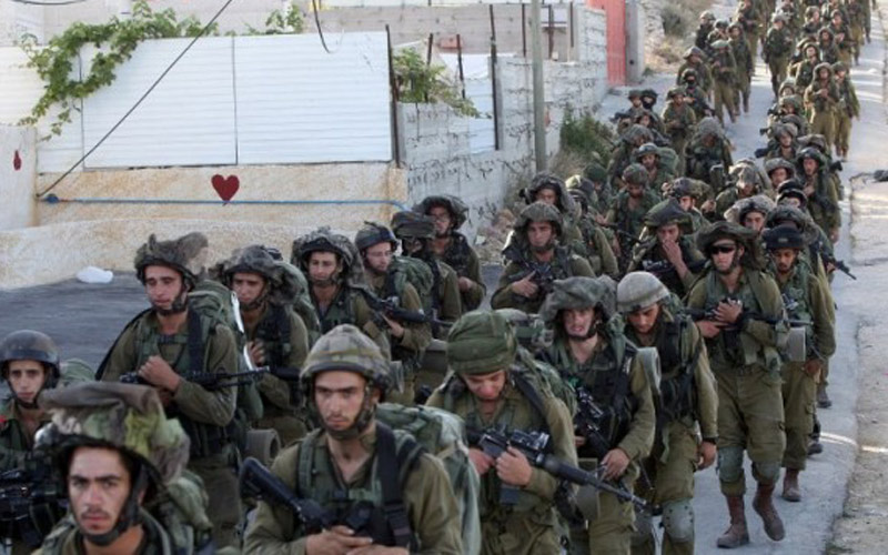 L’armée israélienne ferme une station de radio palestinienne à Al Khalil