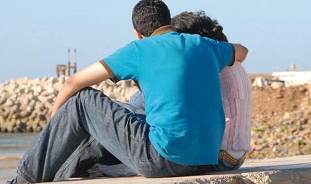 Une bande cible les hommes mariés «infidèles»
