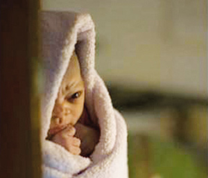 Le scandale des 25.000 bébés marocains vendus refait surface