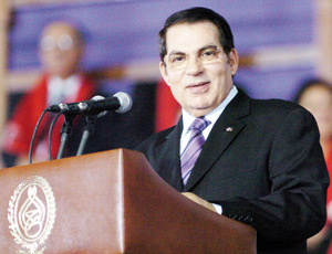 Ben Ali promet la prospérité et le bien-être aux Tunisiens