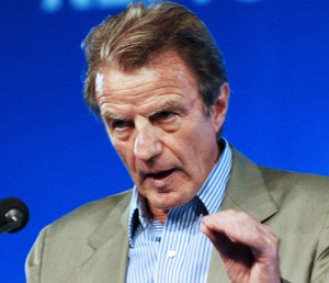 Iran : Kouchner appelle à se «préparer au pire»