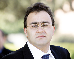 Karim Ghellab : «Pour apaiser les peurs, nous allons discuter point par point le Code de la route»