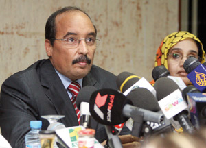 Le général Ould Abdel Aziz devient président un an après son coup d’état