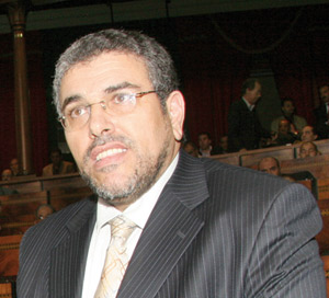 Loi de Finances 2009 : l’opposition appelle au soutien
de la classe moyenne