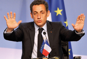Les socialistes français ruminent leur défaite face à Nicolas Sarkozy