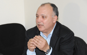 Rachid Khayatey : «Le dossier devra être traité par une seule personne».