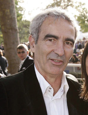 Domenech maintenu dans ses fonctions