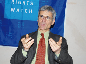 Eric Goldstein : «L’Algérie est responsable des violations commises par le Polisario»