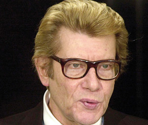 Yves Saint-Laurent, le styliste de génie, tire sa révérence