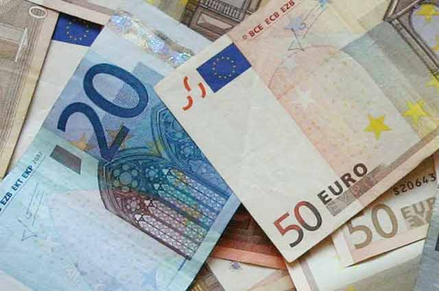 Marrakech: Trois Français condamnés à 10 ans de prison pour trafic de faux euros
