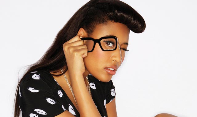Interview de VV Brown : « jeunes filles, n imitez pas ces popstars à moitié nues ! »