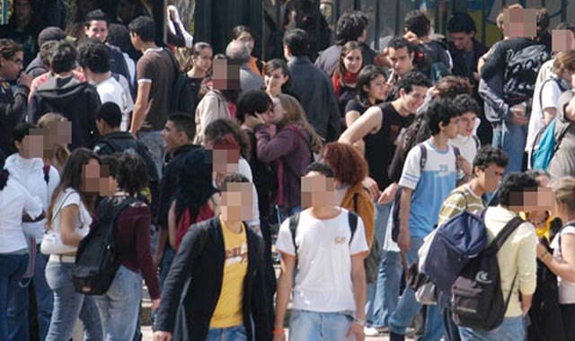 Contrôle du parcours scolaire en ligne par les parents: Fini l école buissonnière !