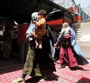 Beaucoup d’Afghans confondent démocratie et fornication