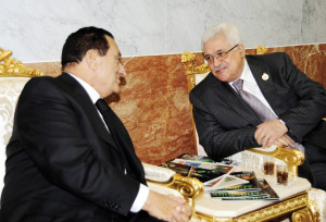 Égypte : Entretien Abbas-Moubarak sur le processus de paix
