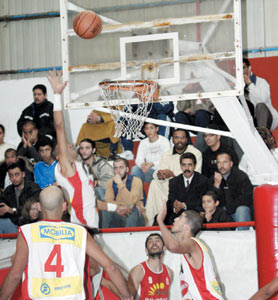 Basket : Fès prend les commandes