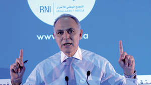 Salaheddine Mezouar plébiscité à la présidence du RNI