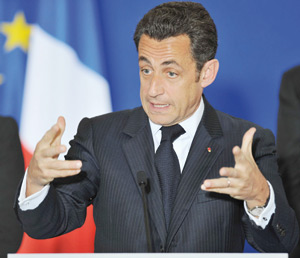 Nicolas Sarkozy persiste et signe dans l’ouverture
