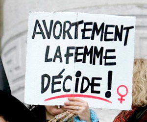 Avortement : la femme marocaine a-t-elle le droit de décider ?