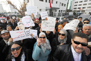 Tunisie : Le gouvernement allège le couvre-feu mais reste vigilant