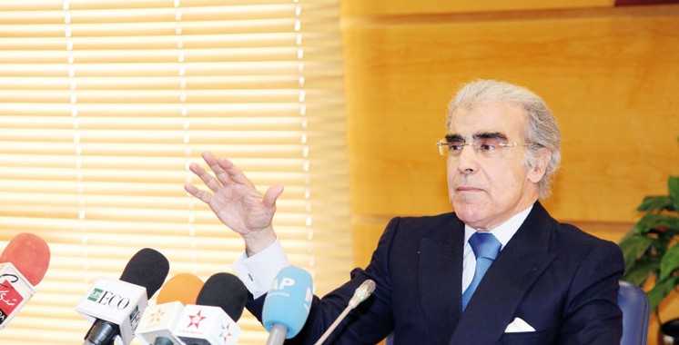 Abdellatif Jouahri explique les dessous: Des offres préalables de crédit pour couper l’herbe sous le pied de l’informel