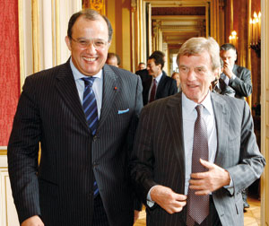 Bernard Kouchner : «Entre le Maroc et la France, il n’y a que de l’amitié et des projets»