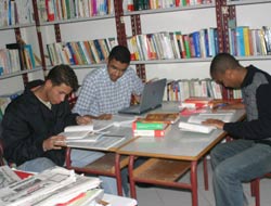 A la une : Livre : réhabiliter la lecture