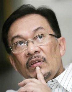 Malaisie : Anwar Ibrahim accusé de sodomie