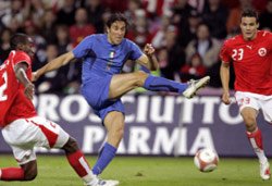 Mondial-2006 : Suède et Pays-Bas impressionnent