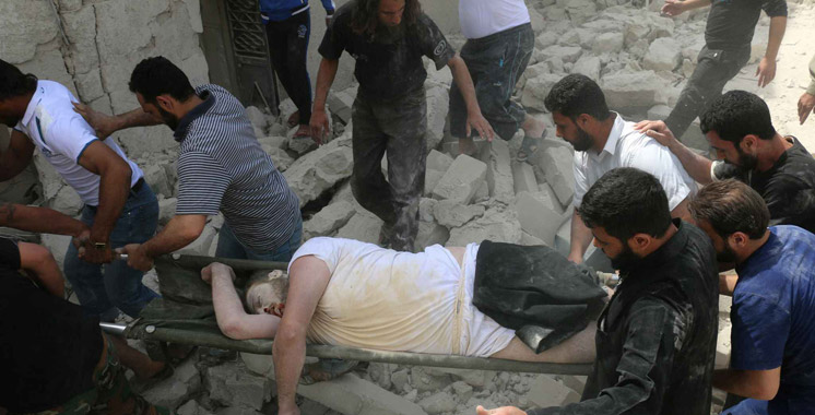 Syrie: 20 civils tués dans le bombardement d’un hôpital et d’un immeuble à Alep