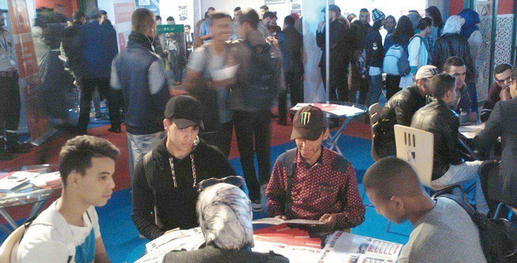 Laâyoune : Plus de 75 exposants au forum de l’étudiant
