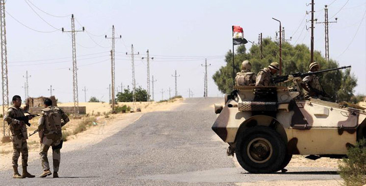 Egypte: quatre militaires tués dans une explosion dans le désert occidental