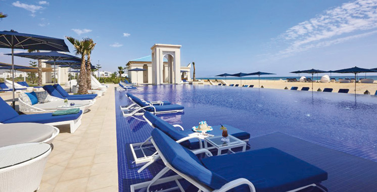 Banyan Tree Tamouda Bay renouvelle le Beach Club Azura
