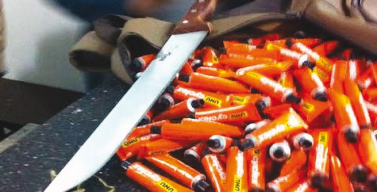 Tétouan : Des milliers de tubes de colle à dissolution saisis par la police