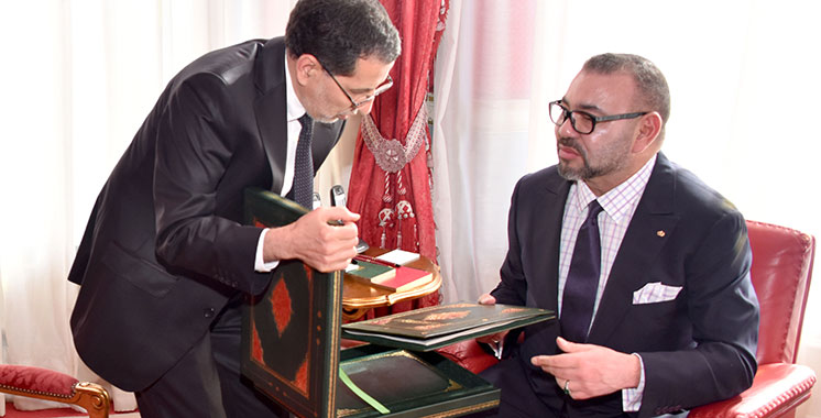 Rabat : Le Roi reçoit le chef du gouvernement et les ministres de l’Intérieur et de l’économie