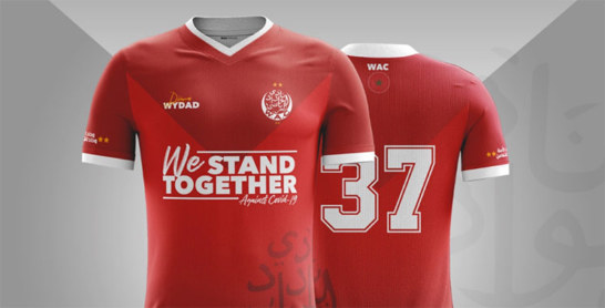 Ils portent le slogan « We stand together »