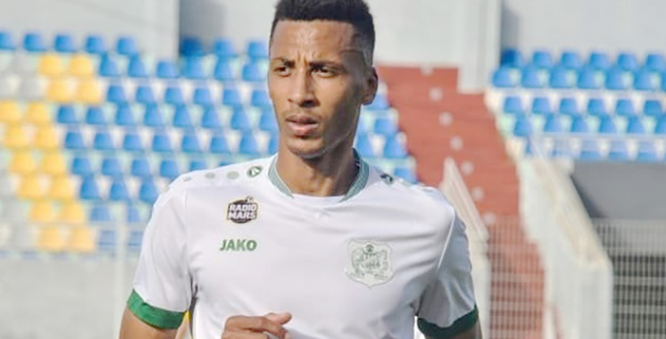 Transferts : Marouane El Hadhoudi rejoint le Raja de Casablanca