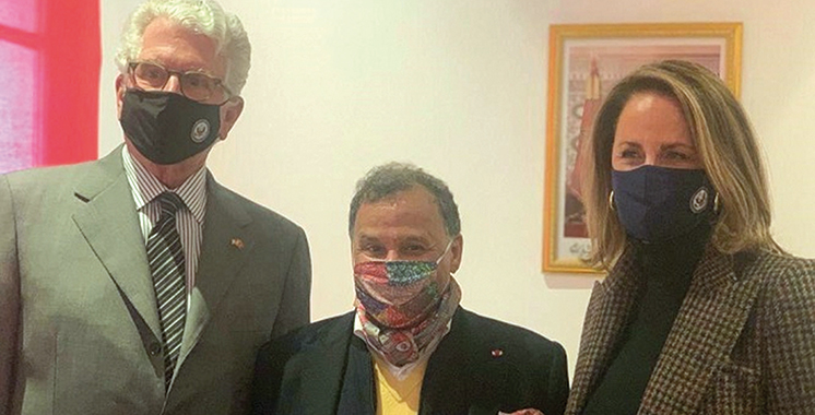 Rencontre entre David Fischer et Mehdi Qotbi : Une exposition marocaine aux États-Unis dans le pipe