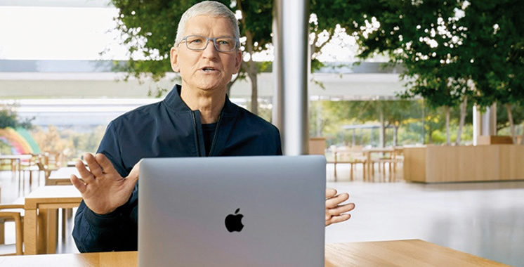 Le patron d’Apple évoque les travaux sur les technologies de la voiture autonome