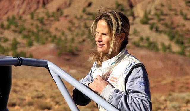 Isabelle Patissier : Nous prévoyons  de participer au rallye Dakar-Argentine-Chili 2014 avec notre buggy
