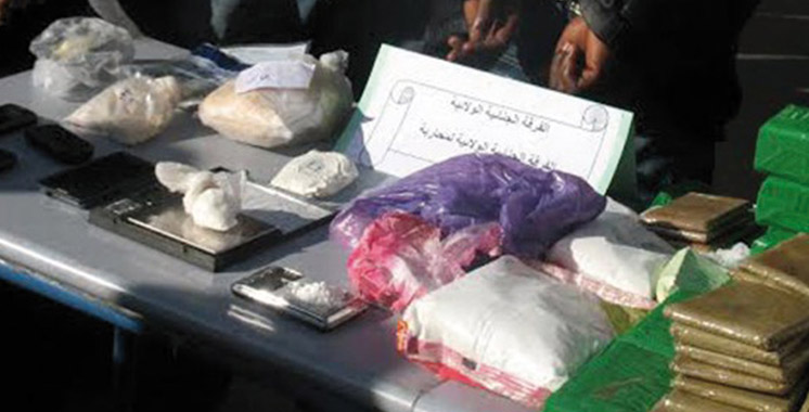 Casablanca : Saisie de cocaïne, haschich et Mâassel et arrestation de 3 trafiquants