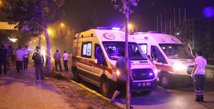 Turquie:  une nouvelle attaque à la voiture piégée fait 3 morts et plusieurs blessés