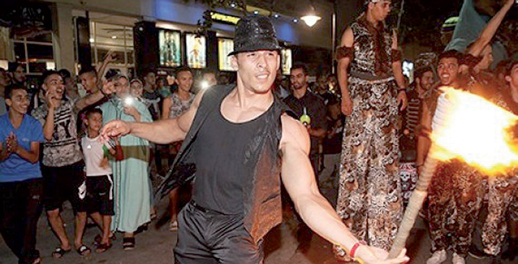 Le 5ème Festival national des arts de la rue à Fès