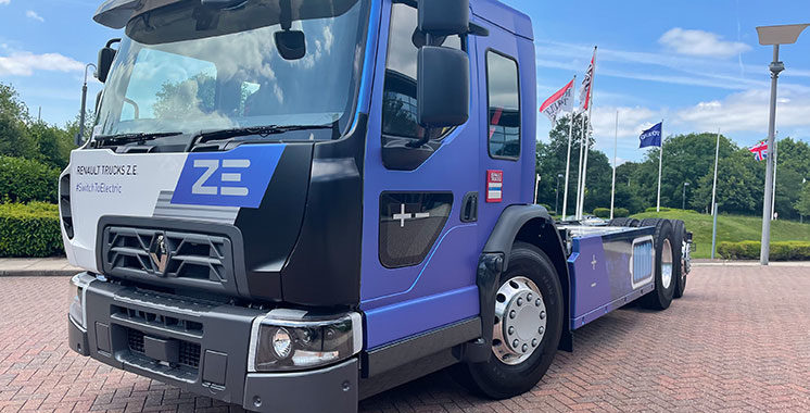 Renault Trucks présente le D Wide Z.E. LEC 100% électrique